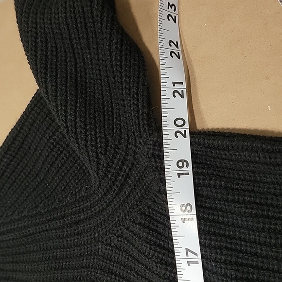 Melrose and Market Size XS Black Button Down‎ Short Cardigan, Long Sleeve, EUC - Picture 7 of 11